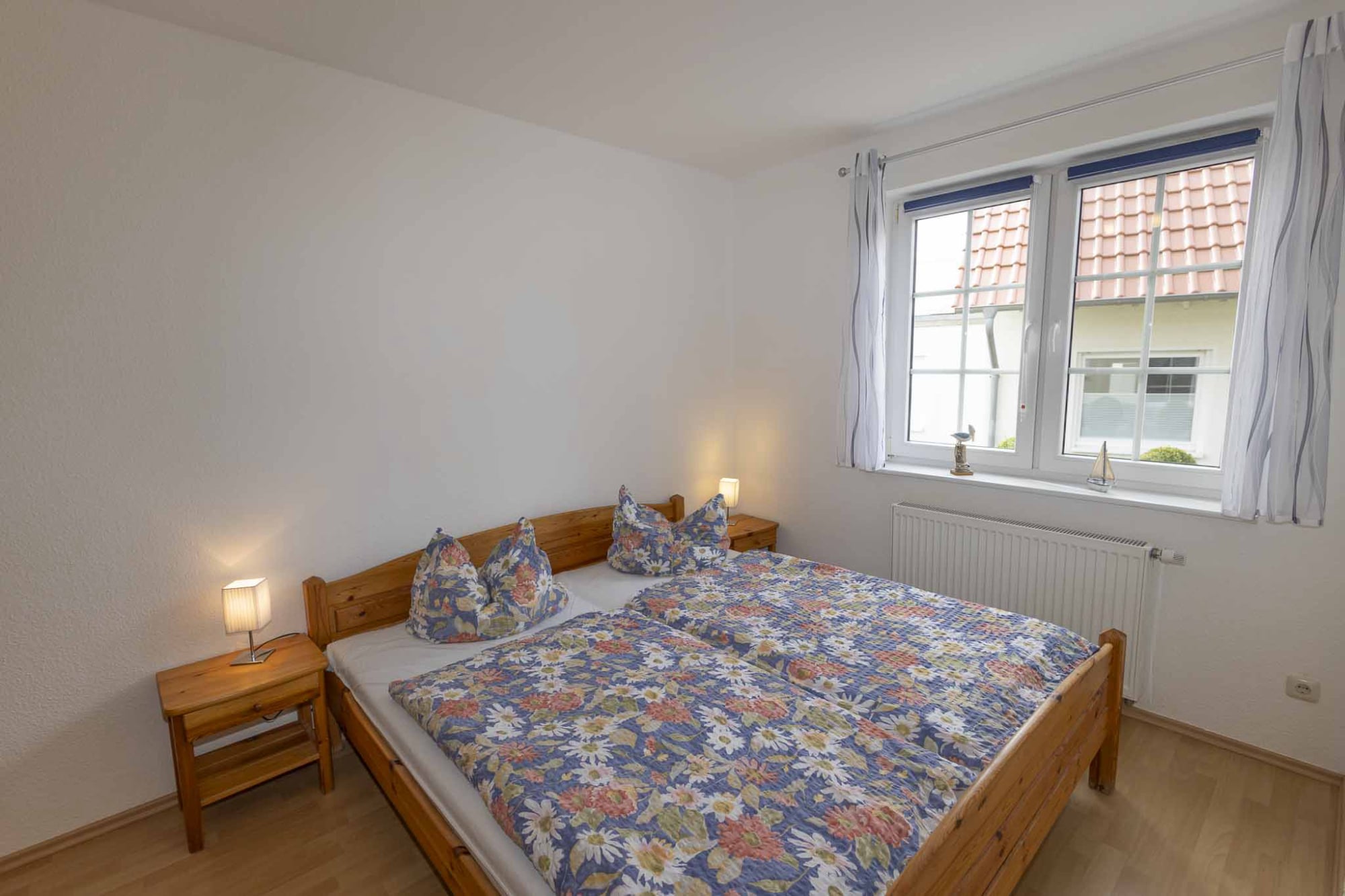 Schlafzimmer 1